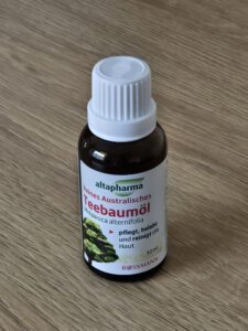 Foto Teebaumöl Fläschchen-Bildrechte Verena Härter